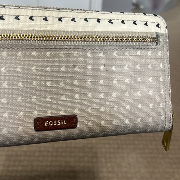 Fossil Wallet - Picture 8 of 8